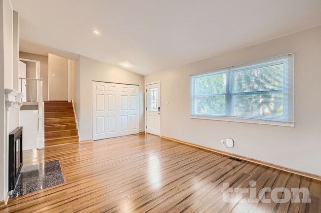 Foto del edificio - 4440 Trailside Ct