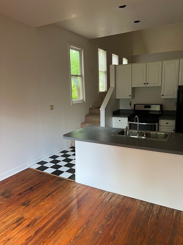 28 Williams St Unit C, Clinton, NY 13323 Apartments in Clinton, NY