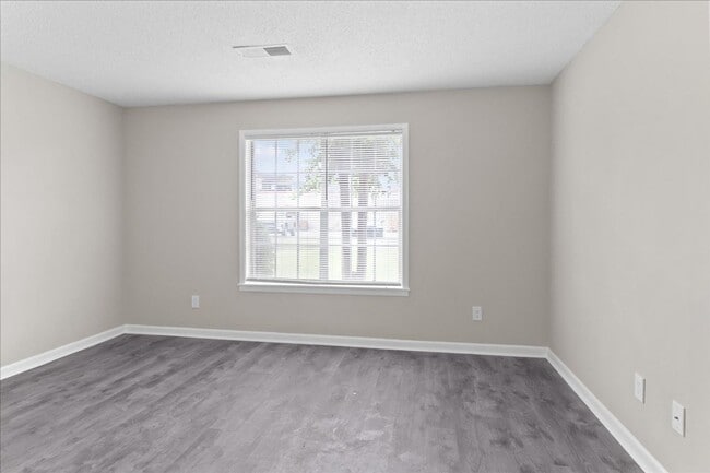 Interior Photo - Chateau Apartments