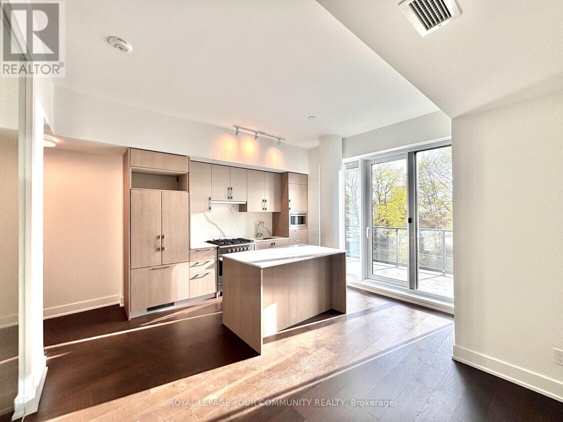 Photo principale - 8-308 Manor Rd W