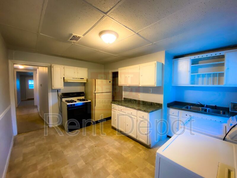 19141914 W Indiana St Unit 1914, Evansville, IN 47712 Condo for Rent