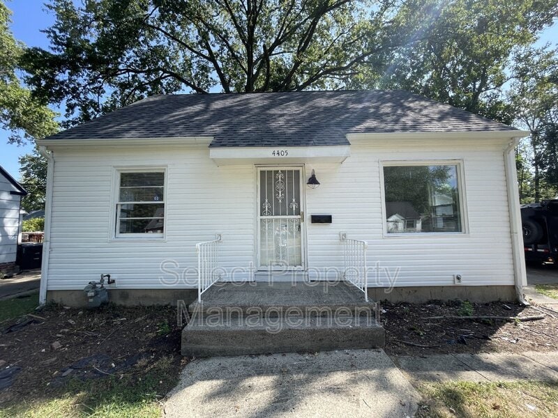 4405 SW Anthony Wayne Dr, Fort Wayne, IN 46806 House Rental in Fort