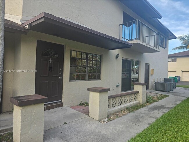 Building Photo - 4586 SW 139th Ct