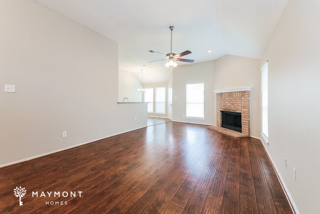 Building Photo - 1724 Green Terrace Dr