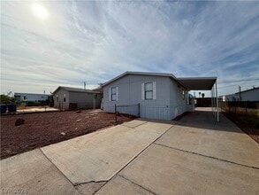 Building Photo - 230 Shoshone Ln