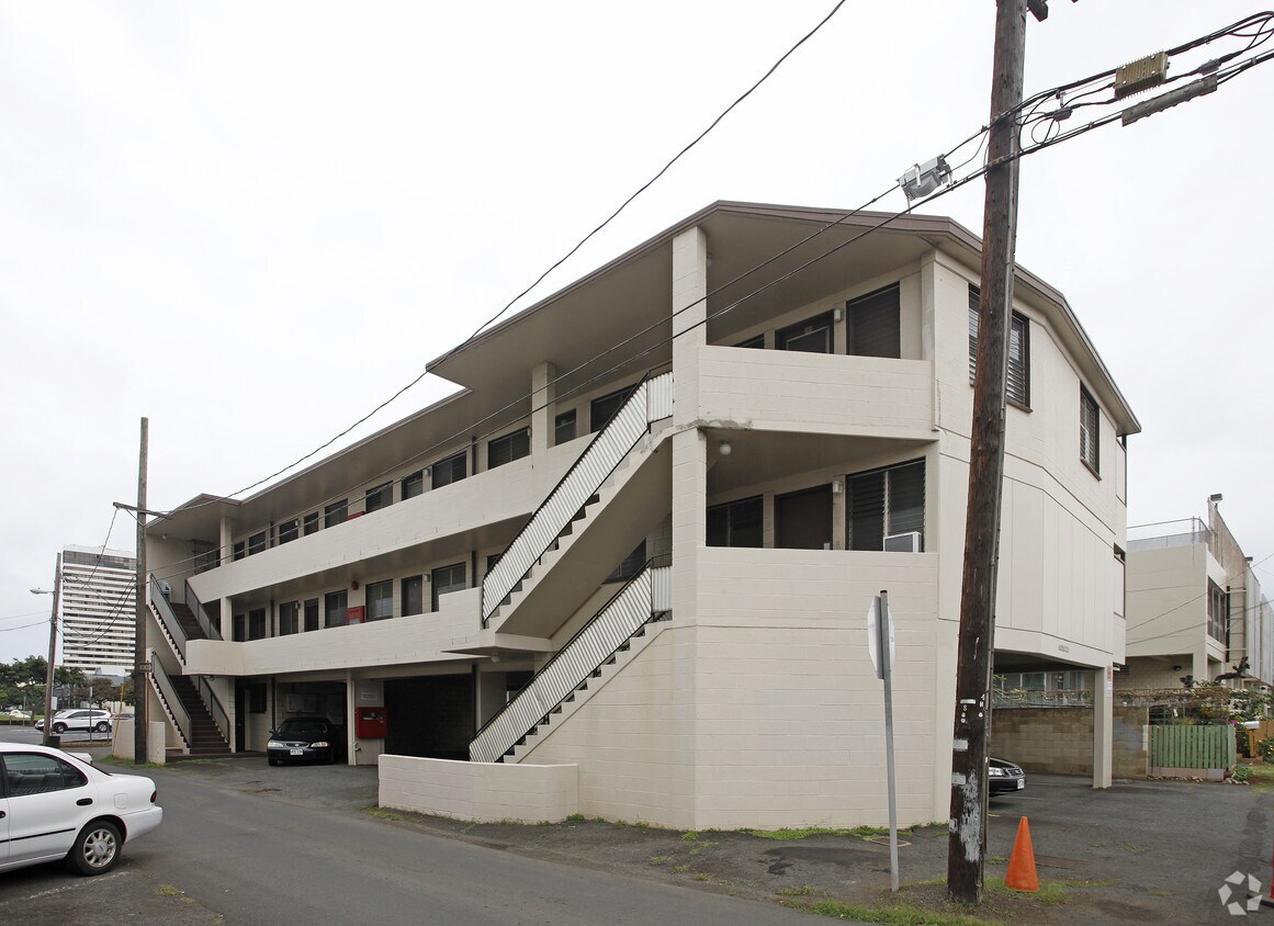 Primary Photo - 2241 Young St
