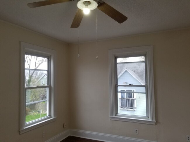 Building Photo - 205 Waterman Ave