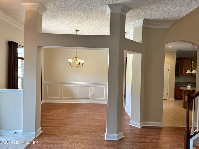 Foto del edificio - 1439 Barrington Cir