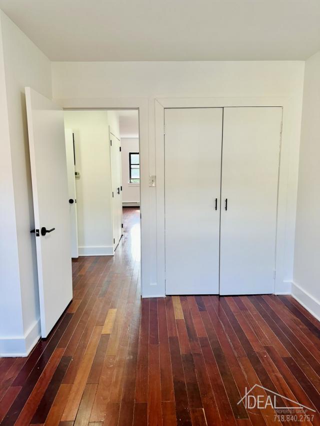 Foto del edificio - 2 bedroom in brooklyn NY 11221