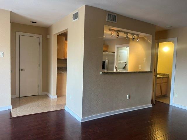Foto del edificio - 4777 Cedar Springs Rd