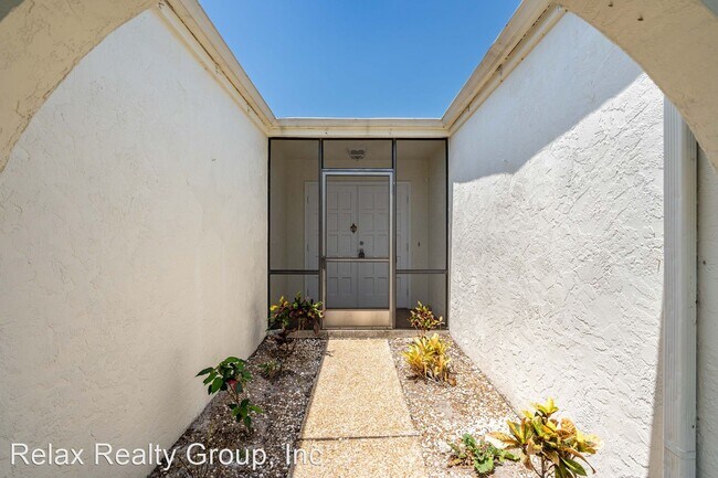 Building Photo - 3 br, 2 bath House - 5808 Briarwood Ave