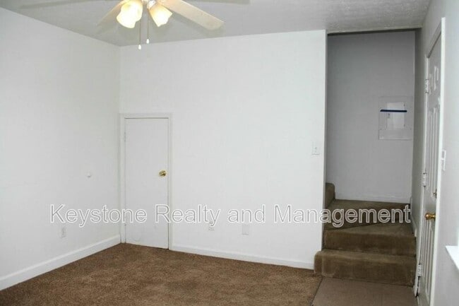 Foto del edificio - 1375 Thompsonville Ln