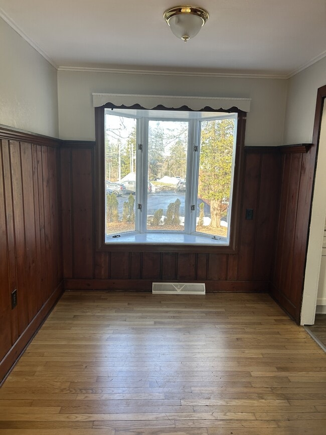 Building Photo - 18 Arlington St