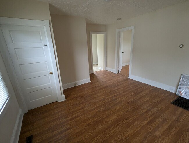 Building Photo - Single-Family Home in Aberdeen