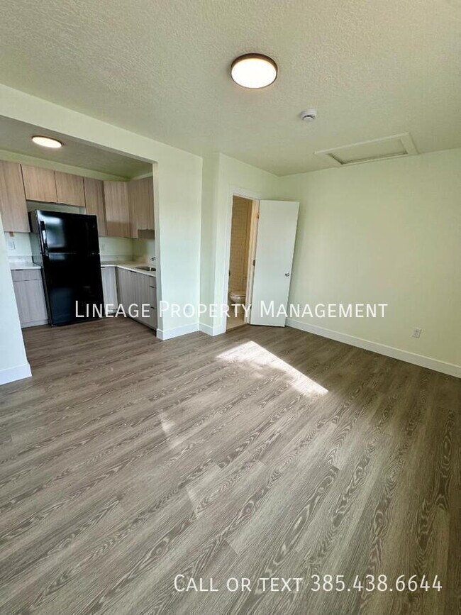 Foto del edificio - 412 W 20th St