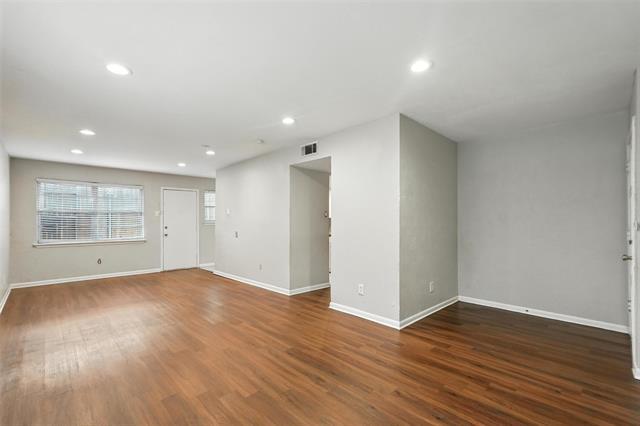 Foto del edificio - 4212 Ashwood Dr