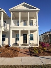 Building Photo - 2319 Discovery Loop