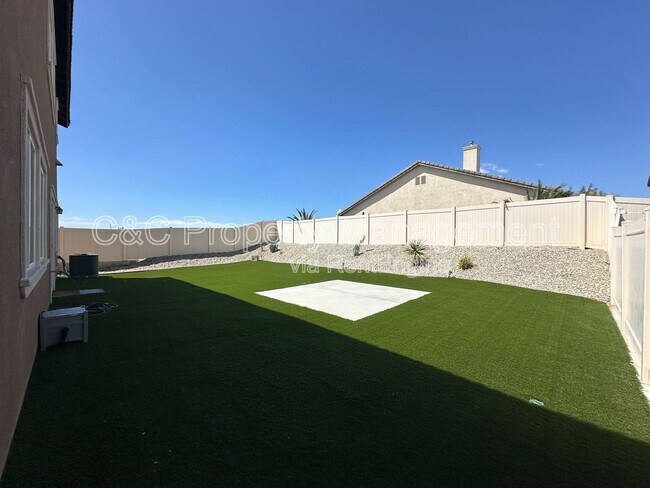 Foto del edificio - 10608 Appaloosa Ave