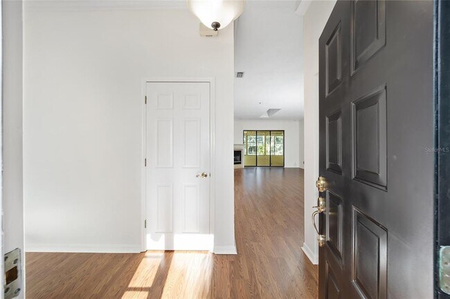 Foto del edificio - 1906 SE Clatter Bridge Rd