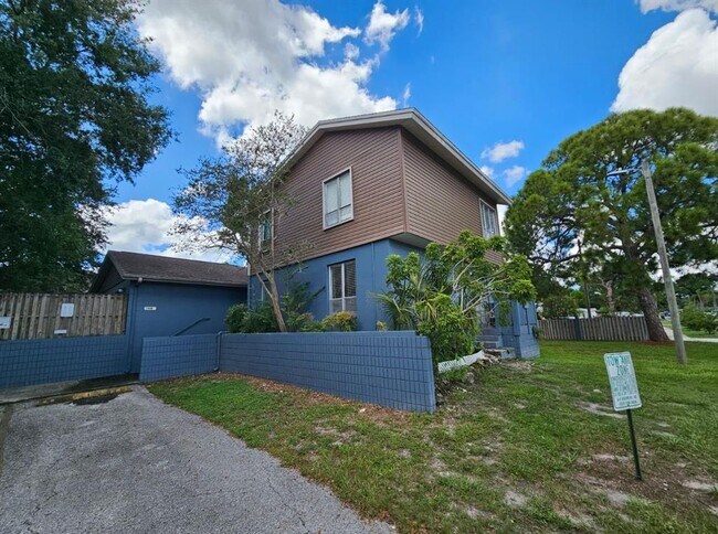 Foto del edificio - 7610 W Powhatan Ave