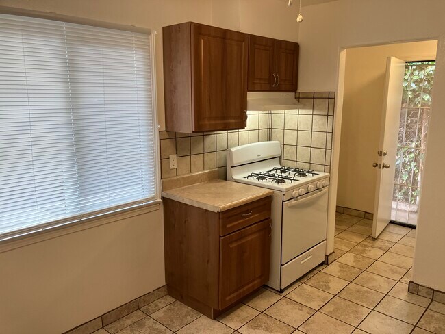 Kitchen - 8334 Jackson Pl