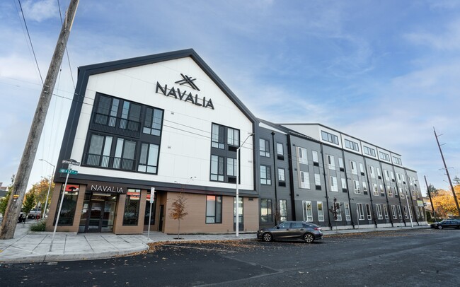 Building Photo - Navalia