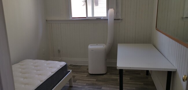 Foto del edificio - 2705 Normandie Ave