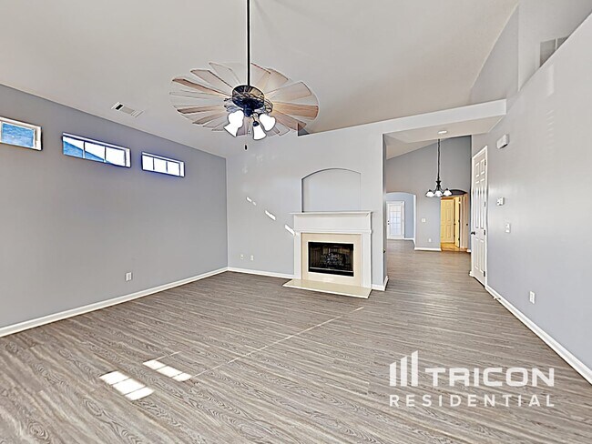 Building Photo - 542 Anglewood Trace