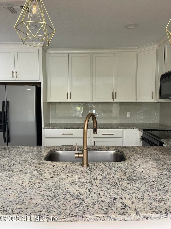 Building Photo - 141 Abaco Way