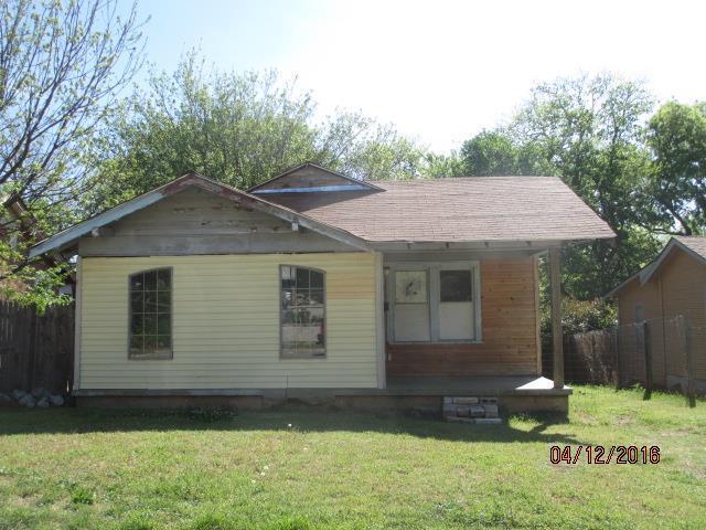 Primary Photo - 1138 N Brauer Ave