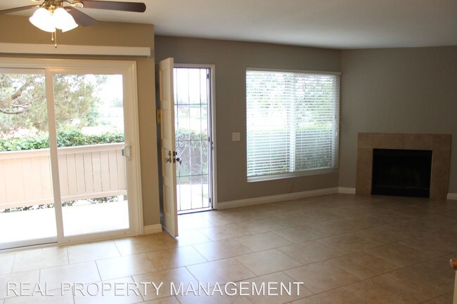 Building Photo - 2 br, 1.5 bath House - 684 ASCOT DRIVE