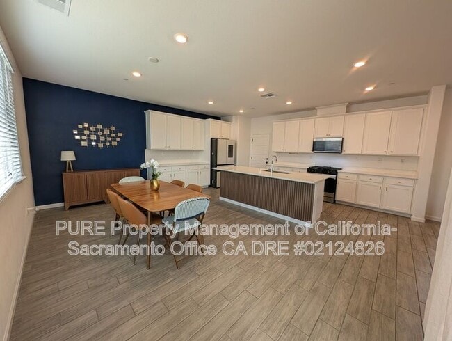 Photo - 8840 Boes Way House