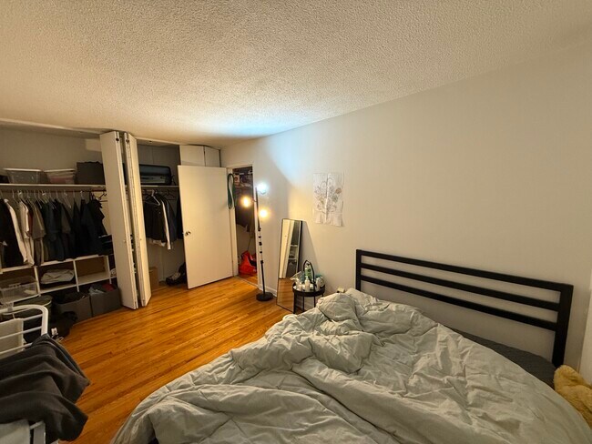 Foto del edificio - 524 Putnam Ave