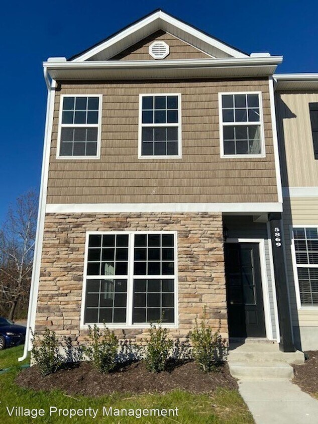 Foto principal - 3 br, 2.5 bath House - 5869 Monroe Xing