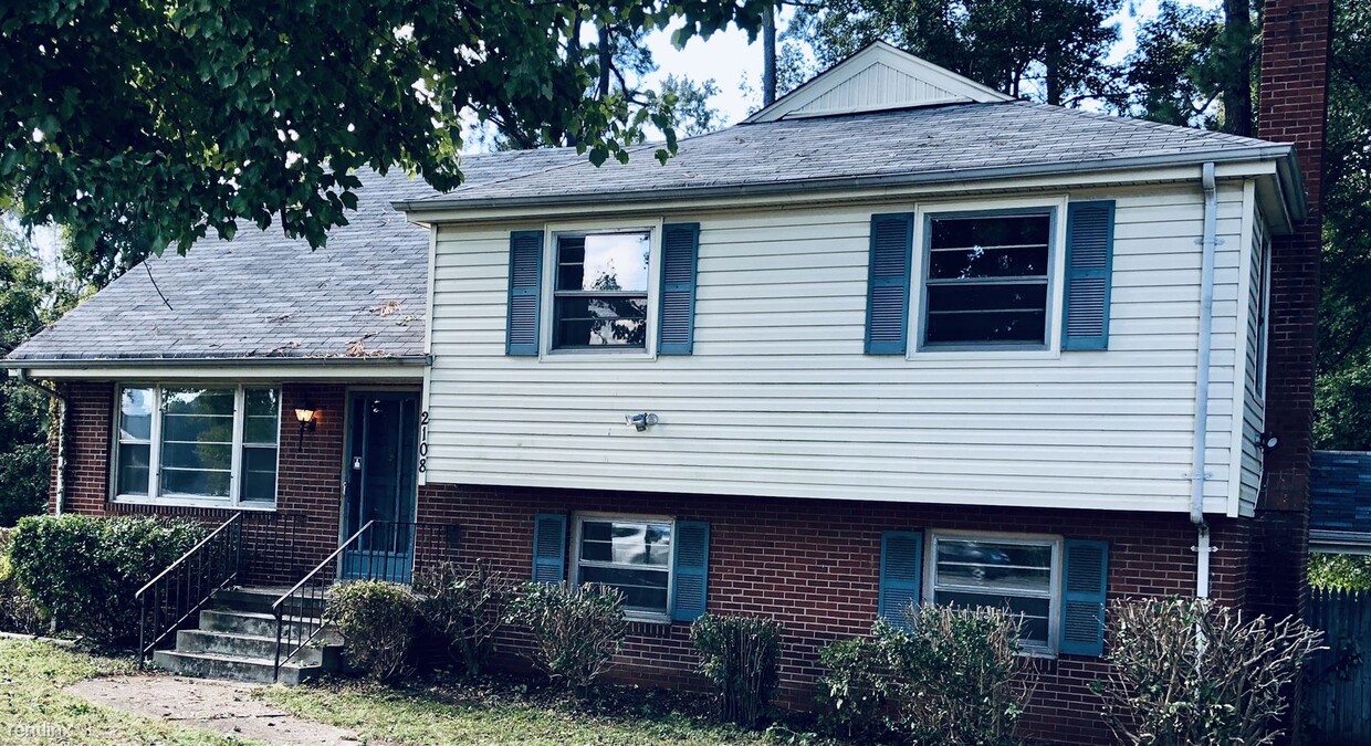 Foto del edificio - 4 br, 2 bath House - 2108 North Parham Road