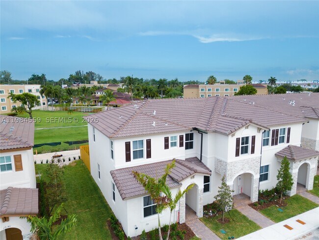 Foto del edificio - 12133 NW 23rd Ct