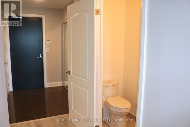 Building Photo - 20 N Park Rd