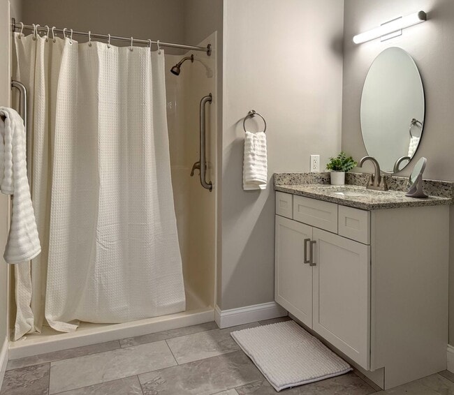 Interior Photo - The Meridian