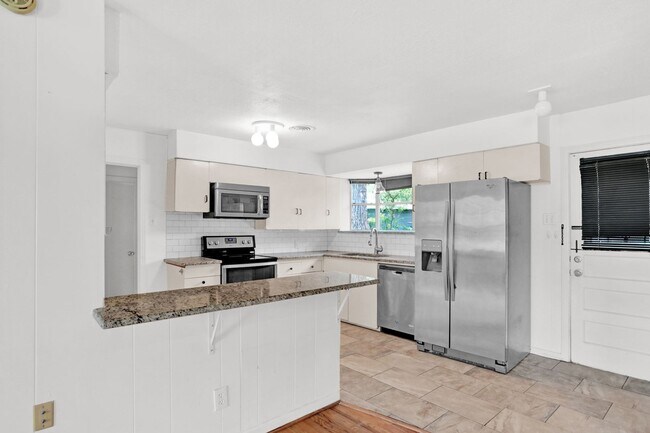 Foto del edificio - Convenient Living in Dallas – 3BR/2BA Home...