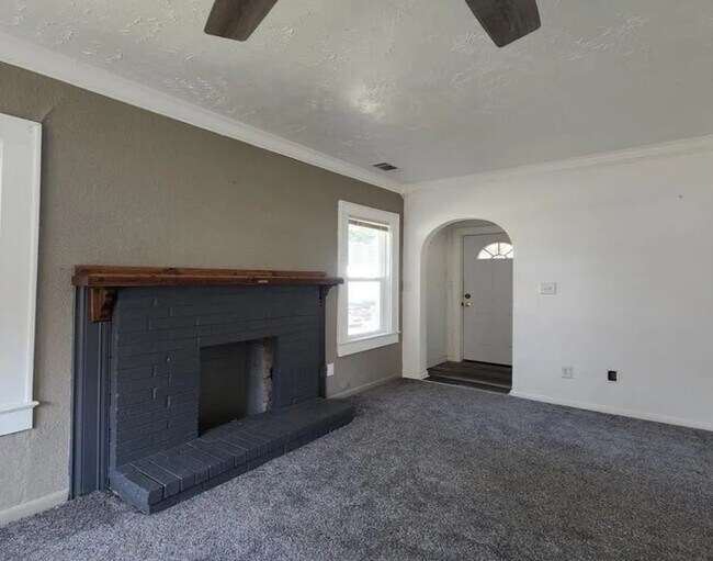 Foto del edificio - 1123 W Kansas Ave