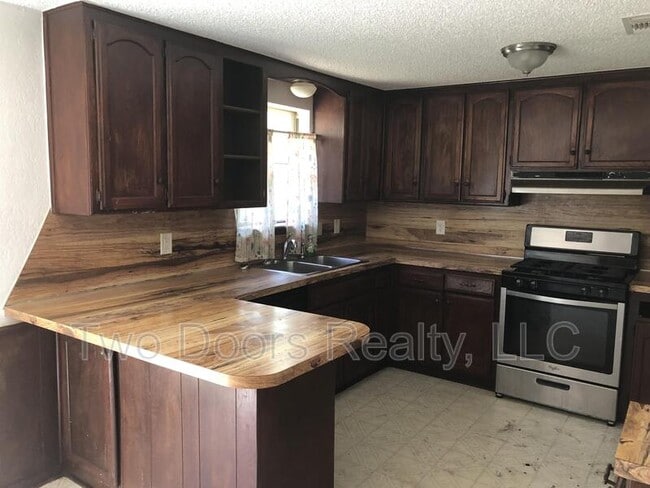 Foto del edificio - 4220 SE 49th St