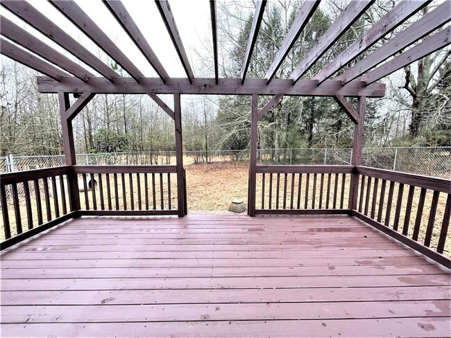 Building Photo - 6899 Heardsville Rd