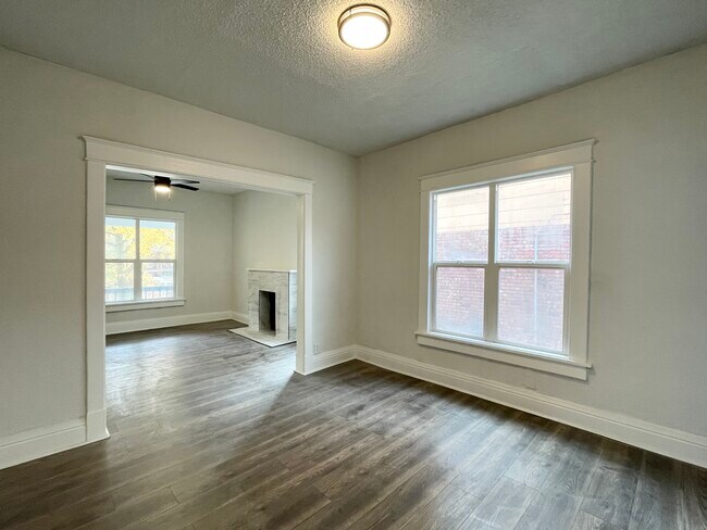 Building Photo - 2716 Bales Ave
