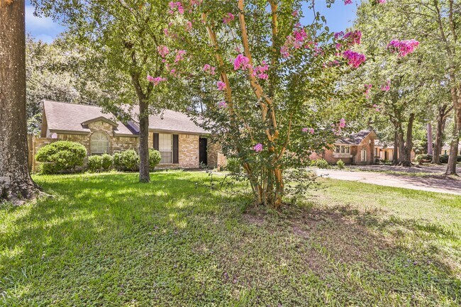 Building Photo - 2414 Chanay Ln