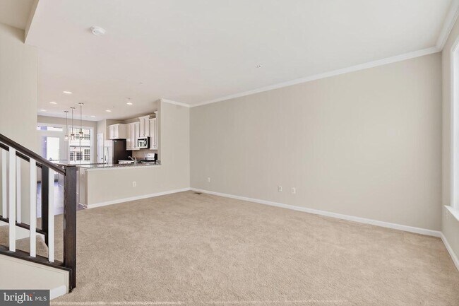 Building Photo - 1023 Flester Ln