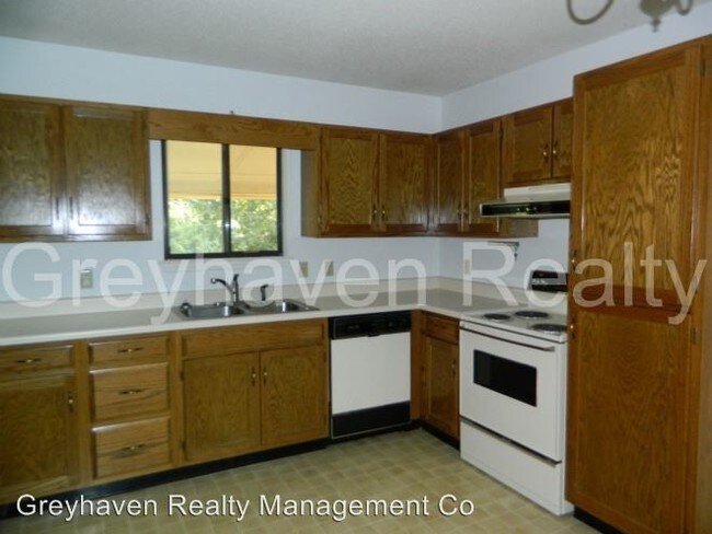 Building Photo - 1723 Ajax Trl