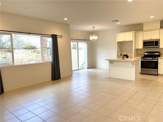 Building Photo - 4432 Lilac Cir