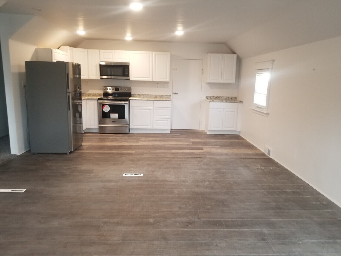 Foto principal - 2140 Lockport Rd