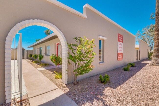 Building Photo - South Scottsdale - Two Bedroom with $0 Move in Special!