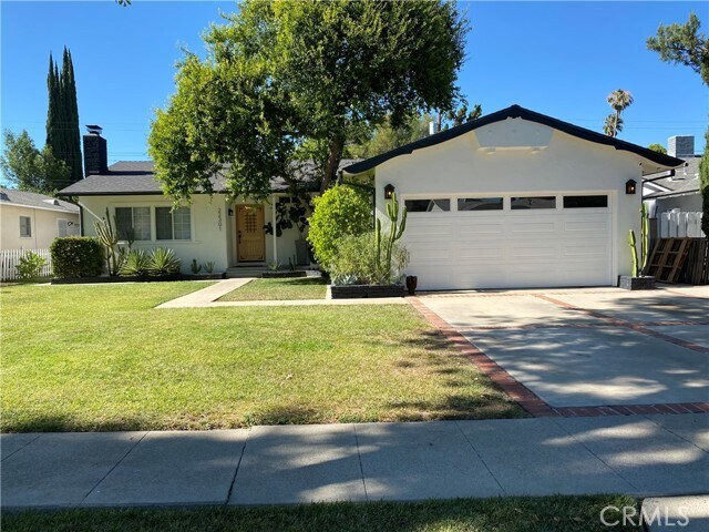 Foto principal - 22301 Haynes St